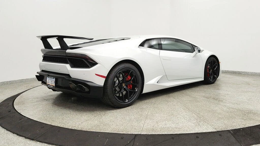 2018 Lamborghini Huracan LP580-2 - Image 5 of 31