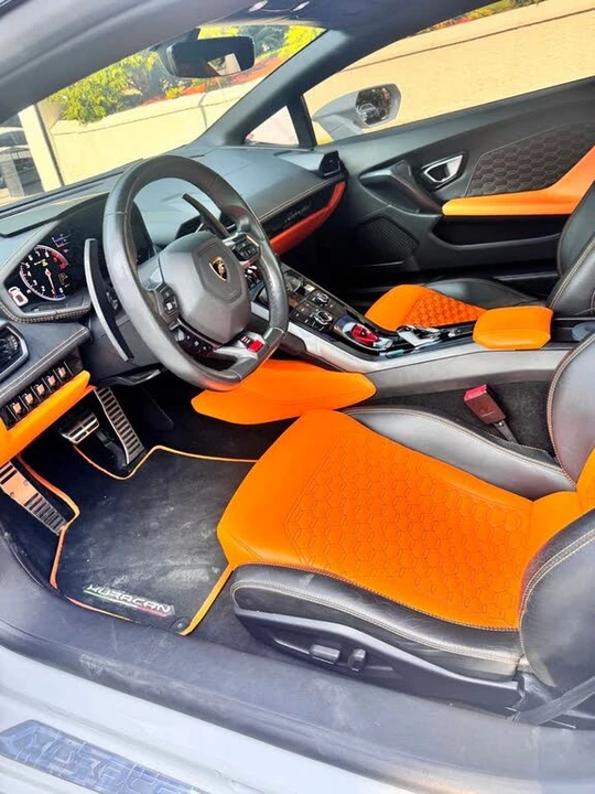 2018 Lamborghini Huracan LP580-2 - Image 7 of 8