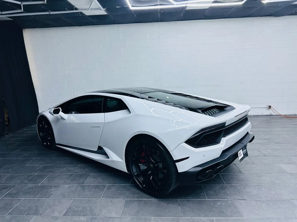2018 Lamborghini Huracan LP580-2 - Image 5 of 14