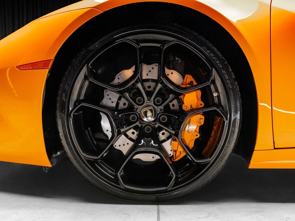 2018 Lamborghini Huracan LP580-2 - Image 28 of 31