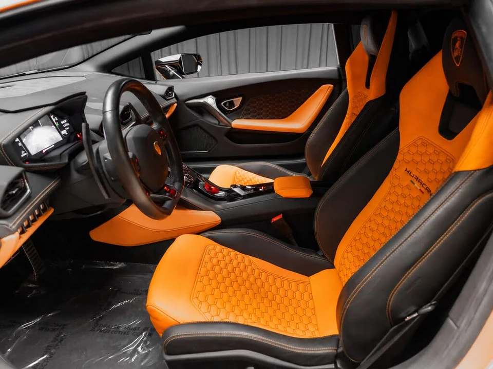 2018 Lamborghini Huracan LP580-2 - Image 3 of 31