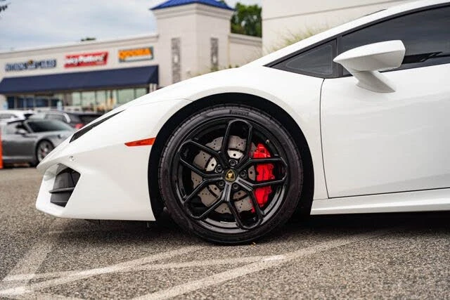 2018 Lamborghini Huracan LP580-2 - Image 13 of 31