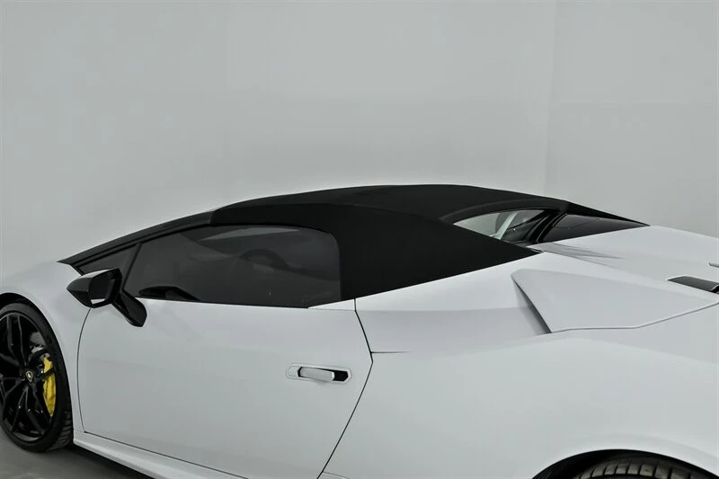 2018 Lamborghini - Image 19 of 31