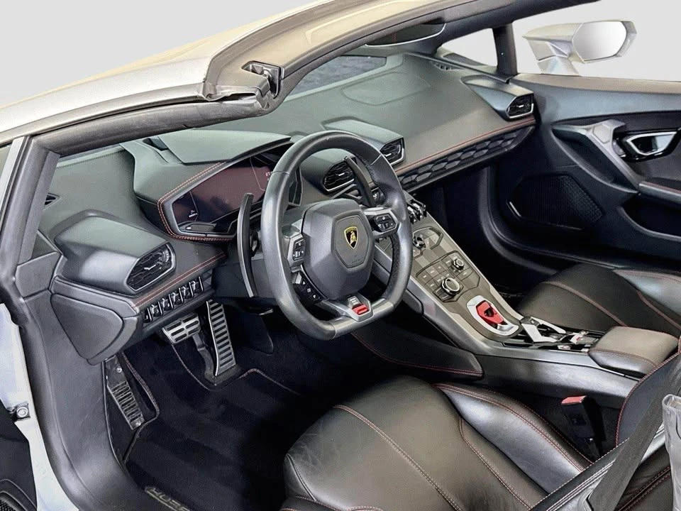 2018 Lamborghini Huracan LP580-2 - Image 14 of 20