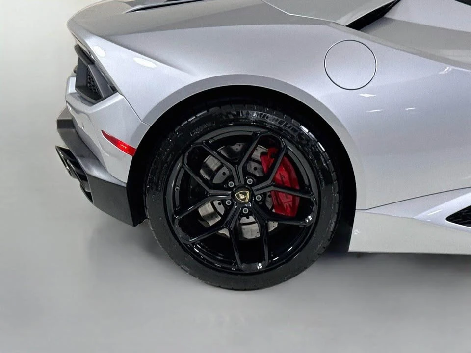 2018 Lamborghini Huracan LP580-2 - Image 8 of 20