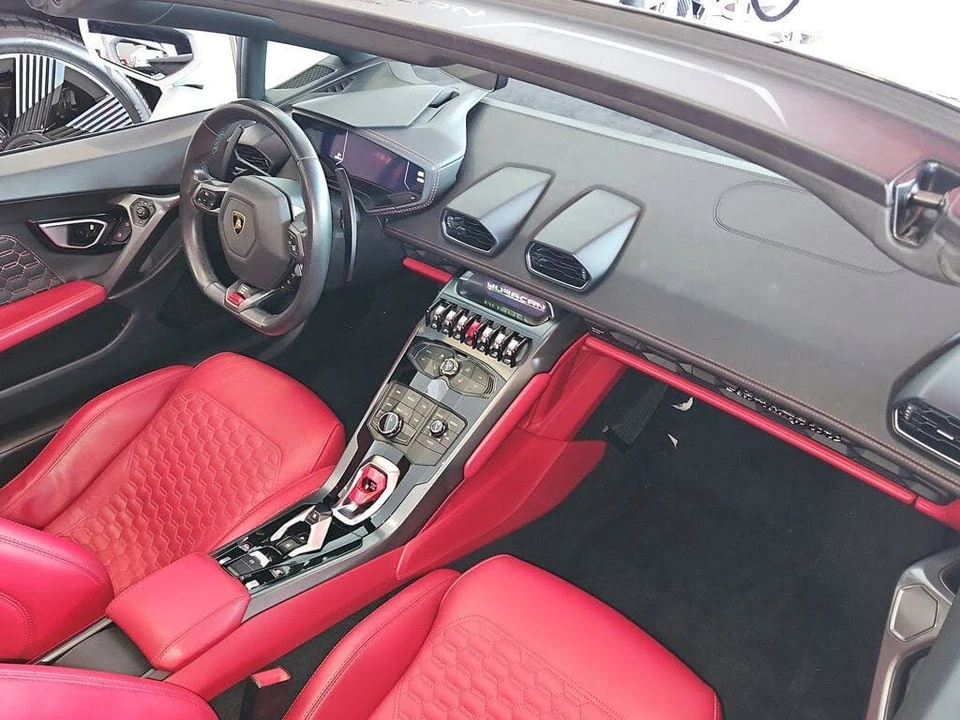2018 Lamborghini Huracan LP580-2 - Image 28 of 30