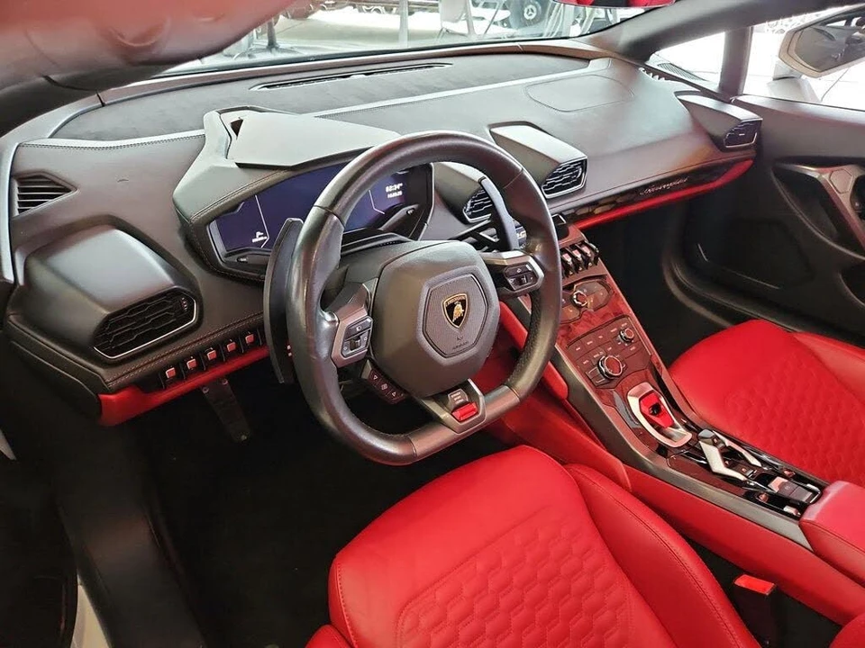 2018 Lamborghini Huracan LP580-2 - Image 10 of 30