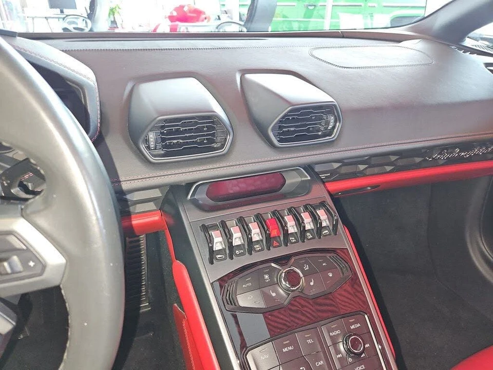 2018 Lamborghini Huracan LP580-2 - Image 21 of 30