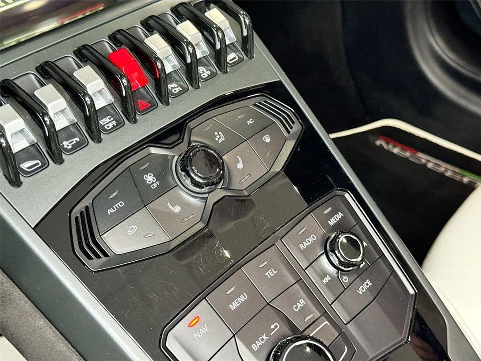 2018 Lamborghini Huracan LP580-2 - Image 11 of 31