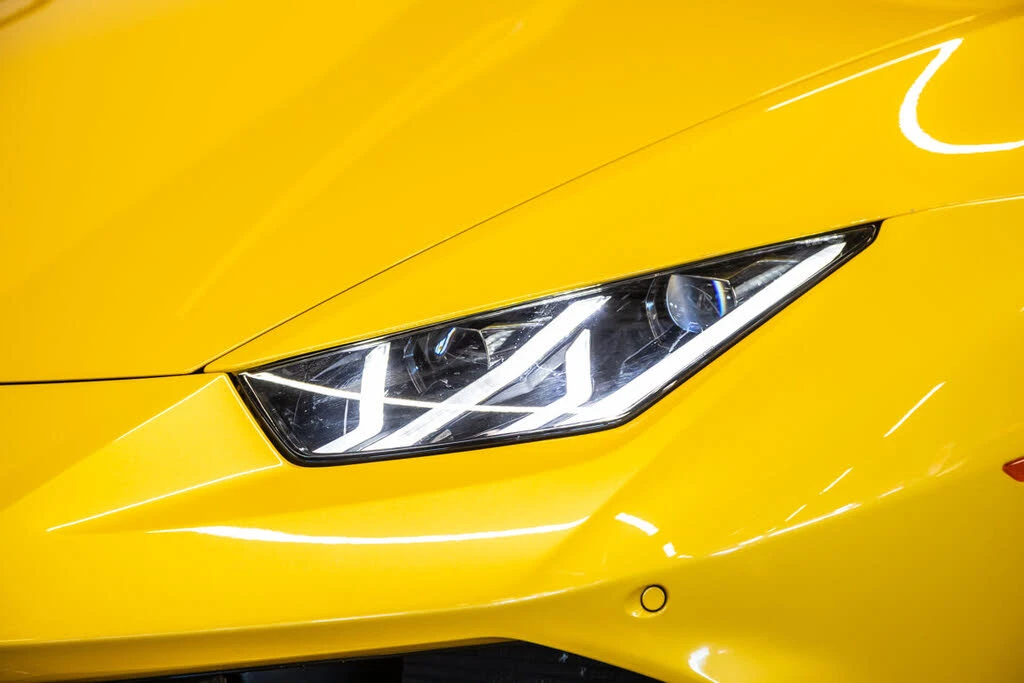 2018 Lamborghini Huracan LP580-2 - Image 28 of 31