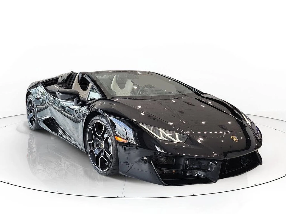 2018 Lamborghini Huracan LP580-2 - Image 2 of 30