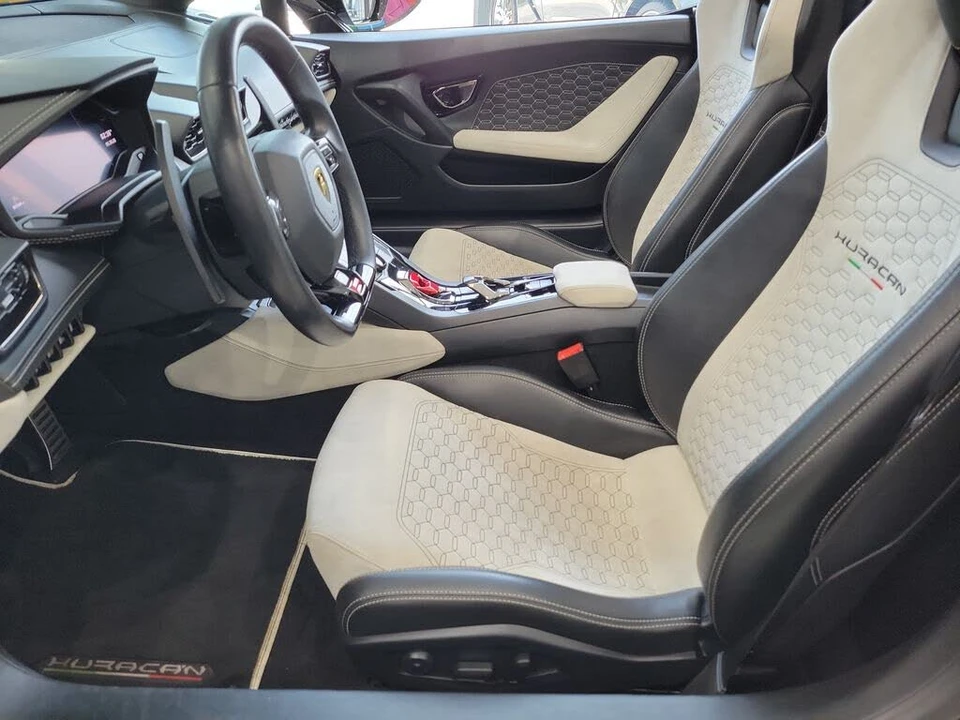 2018 Lamborghini Huracan LP580-2 - Image 16 of 30