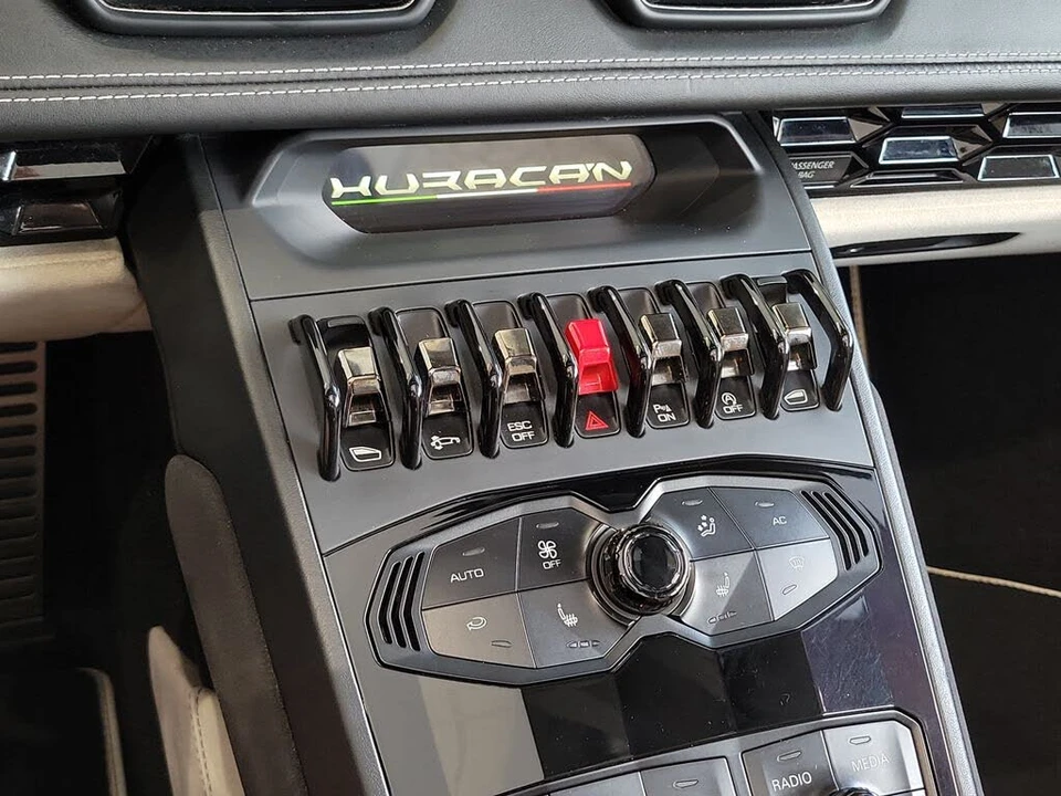 2018 Lamborghini Huracan LP580-2 - Image 27 of 30