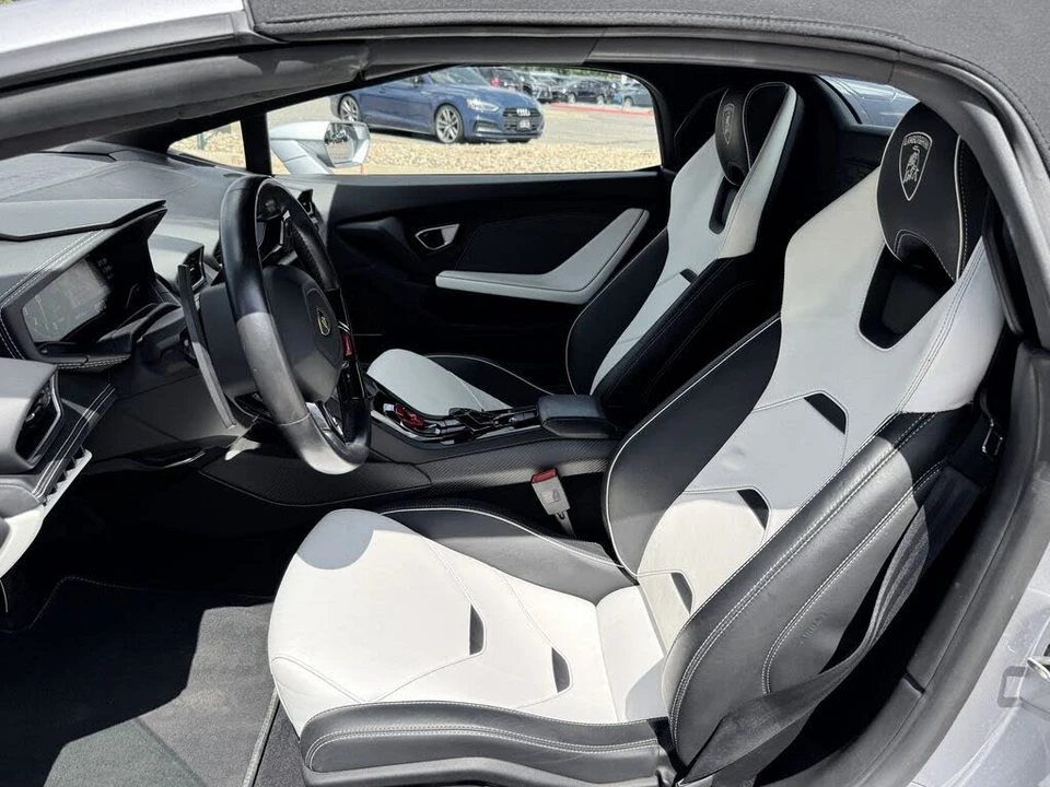 2018 Lamborghini Huracan LP580-2 - Image 15 of 28