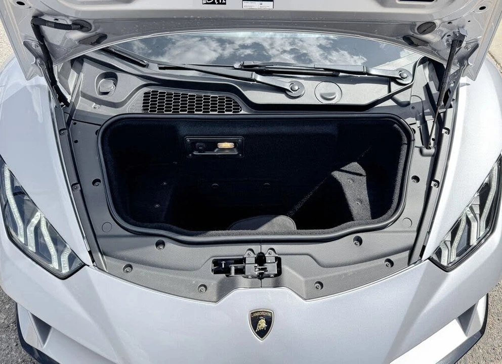 2018 Lamborghini Huracan LP580-2 - Image 10 of 28