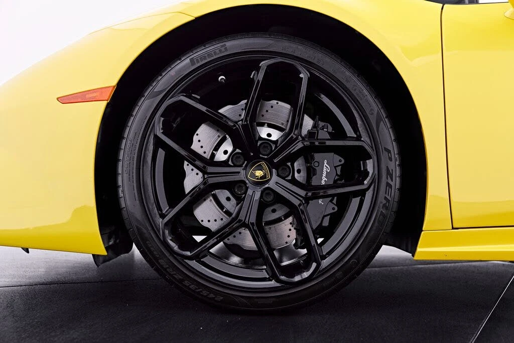 2018 Lamborghini Huracan LP580-2 - Image 3 of 31