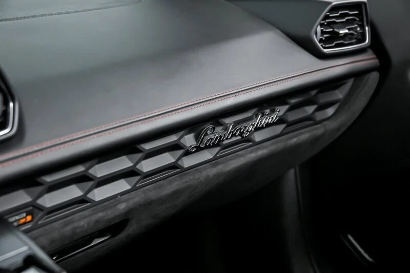 2018 Lamborghini Huracan LP580-2 - Image 28 of 31