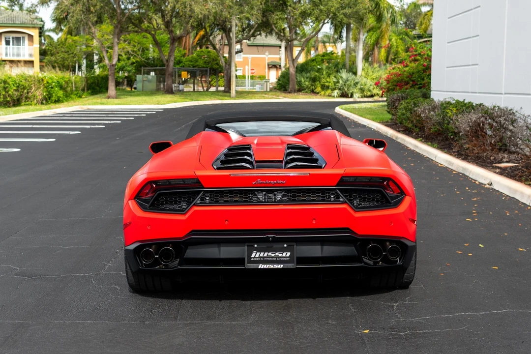 2018 Lamborghini Huracan LP580-2 - Image 2 of 12