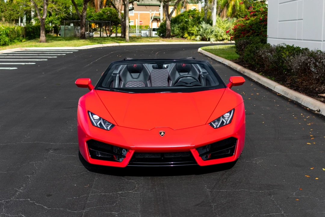 2018 Lamborghini Huracan LP580-2 - Image 3 of 12
