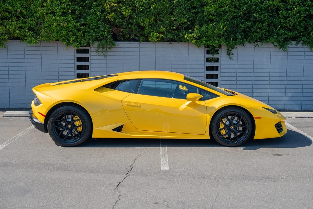 2018 Lamborghini Huracan LP580-2 - Image 4 of 21