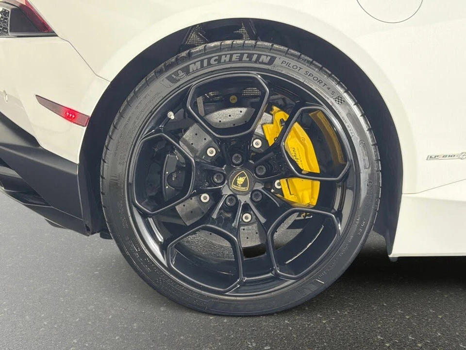 2018 Lamborghini Huracan LP610-4 - Image 19 of 31