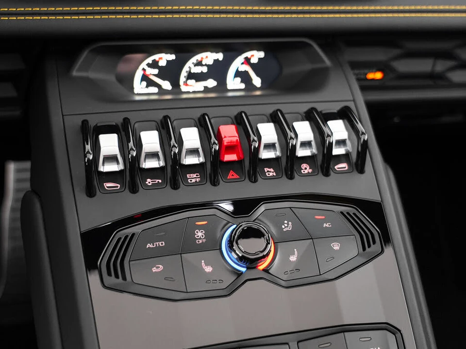 2018 Lamborghini Huracan LP610-4 - Image 24 of 31