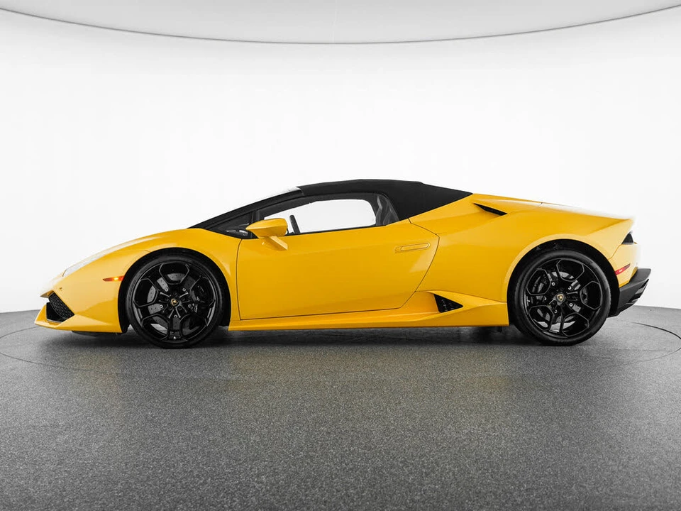 2018 Lamborghini Huracan LP610-4 - Image 2 of 31