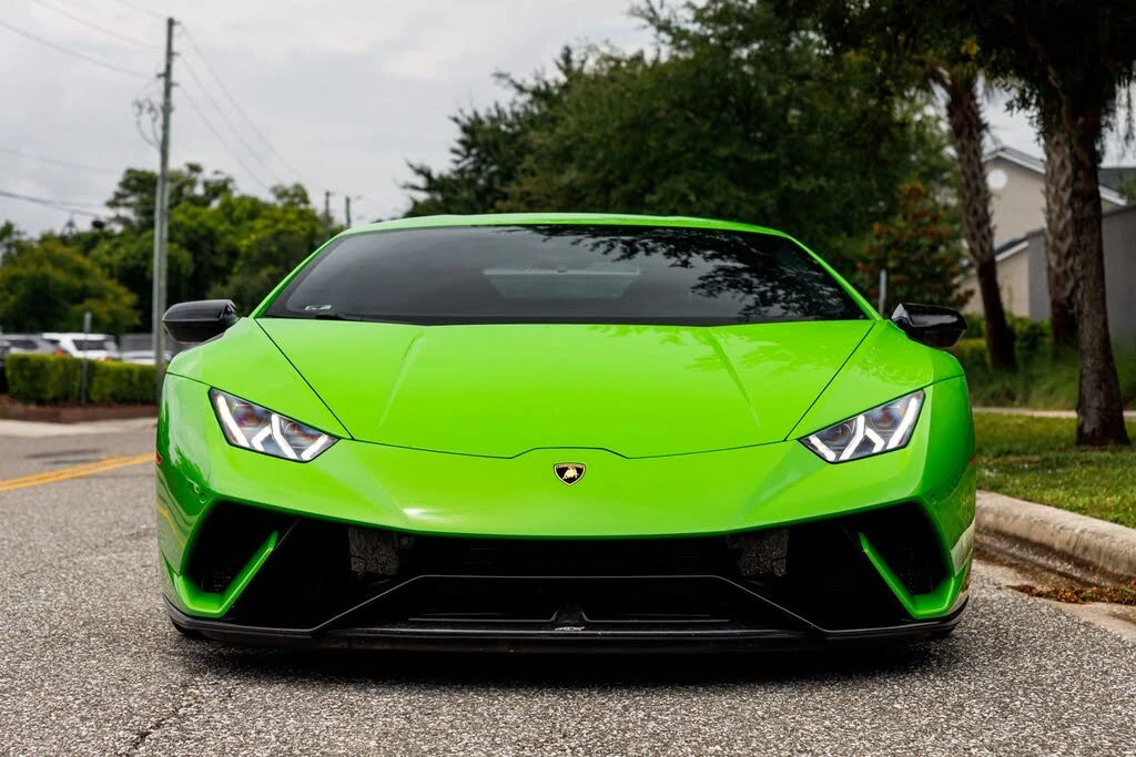 2018 Lamborghini Huracan LP640-4 Performante - Image 2 of 31