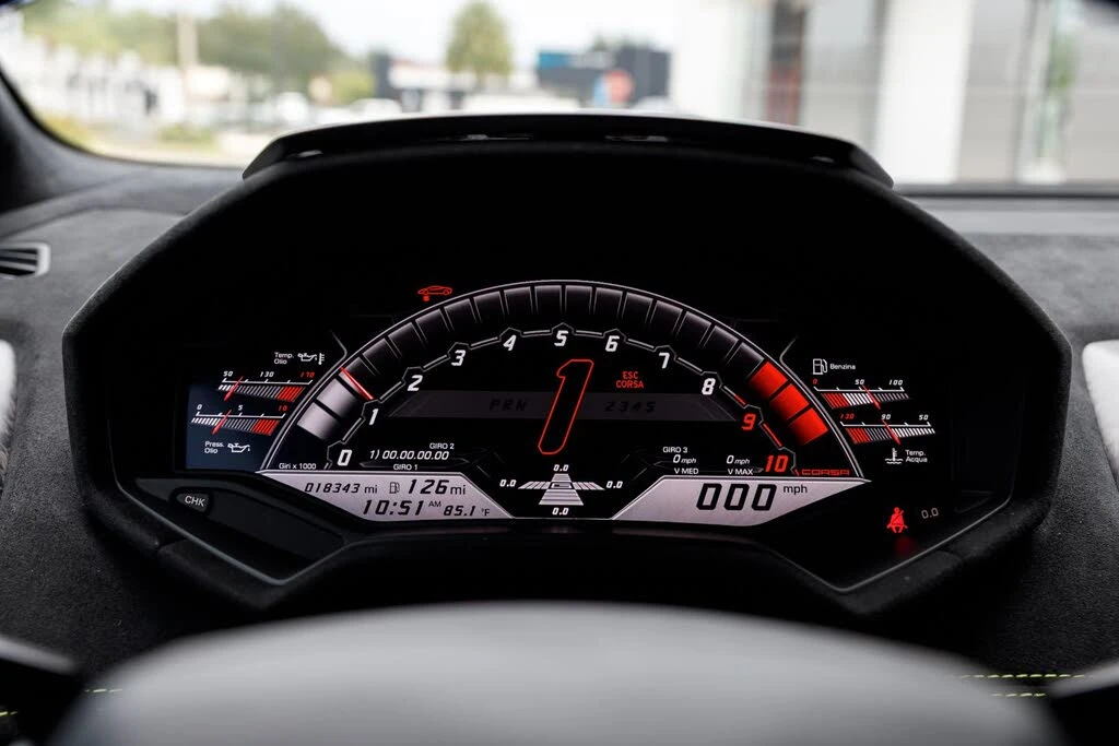 2018 Lamborghini Huracan LP640-4 Performante - Image 10 of 31