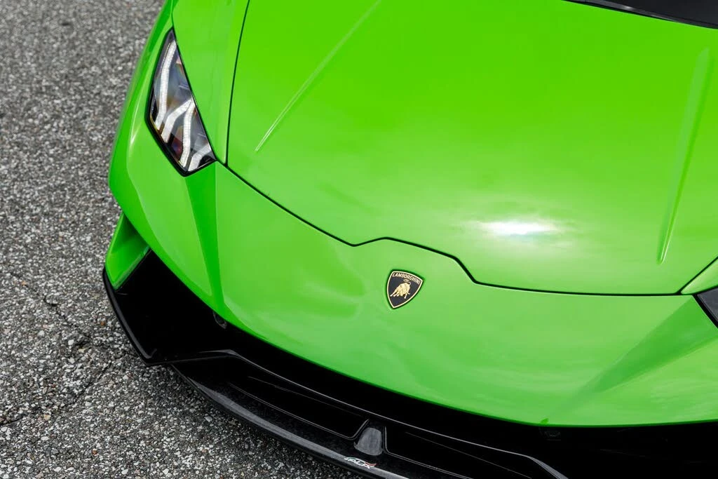 2018 Lamborghini Huracan LP640-4 Performante - Image 14 of 31