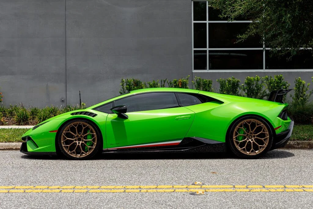 2018 Lamborghini Huracan LP640-4 Performante - Image 28 of 31