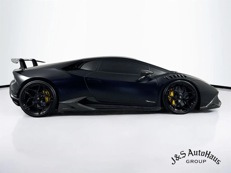2018 Lamborghini Huracan LP640-4 Performante - Image 8 of 31