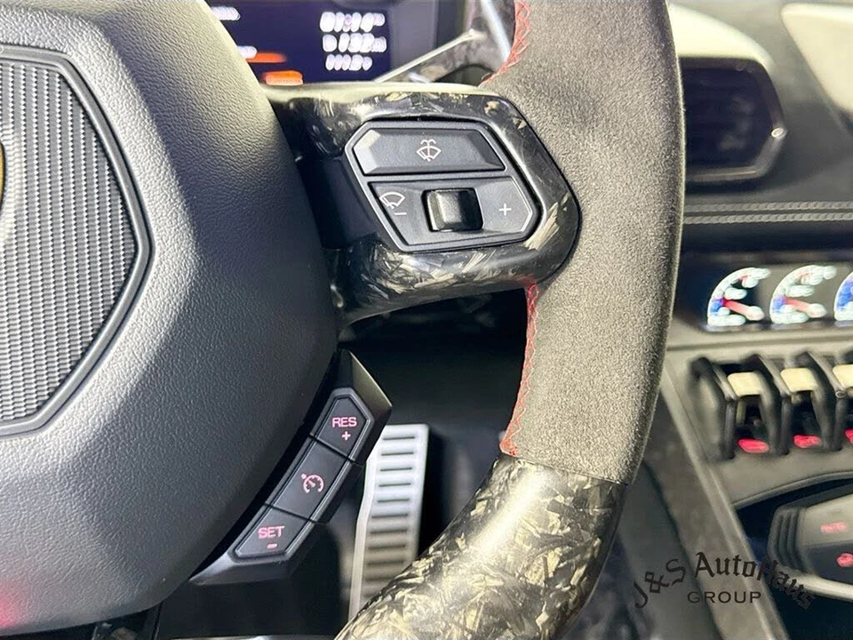 2018 Lamborghini Huracan LP640-4 Performante - Image 14 of 31