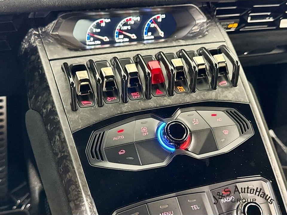 2018 Lamborghini Huracan LP640-4 Performante - Image 21 of 31