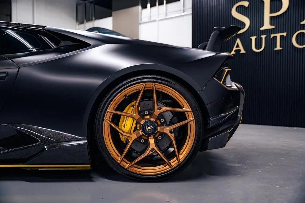 2018 Lamborghini Huracan LP640-4 Performante - Image 6 of 31
