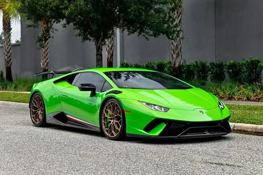 2018 Lamborghini Huracan LP 640-4 Performante Coupe