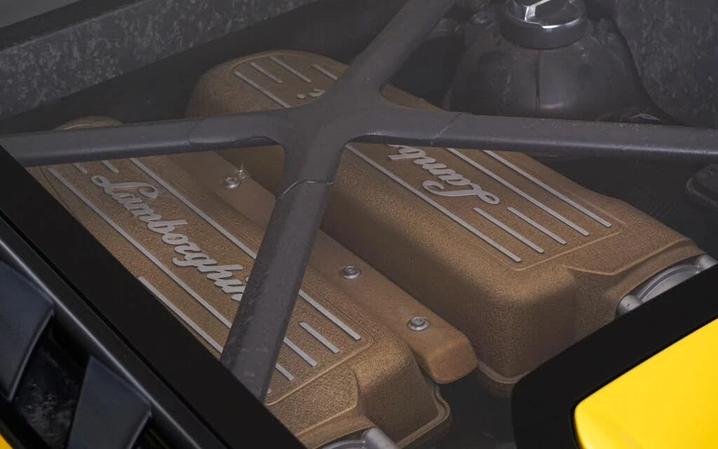 2018 Lamborghini Huracan LP640-4 Performante - Image 17 of 30