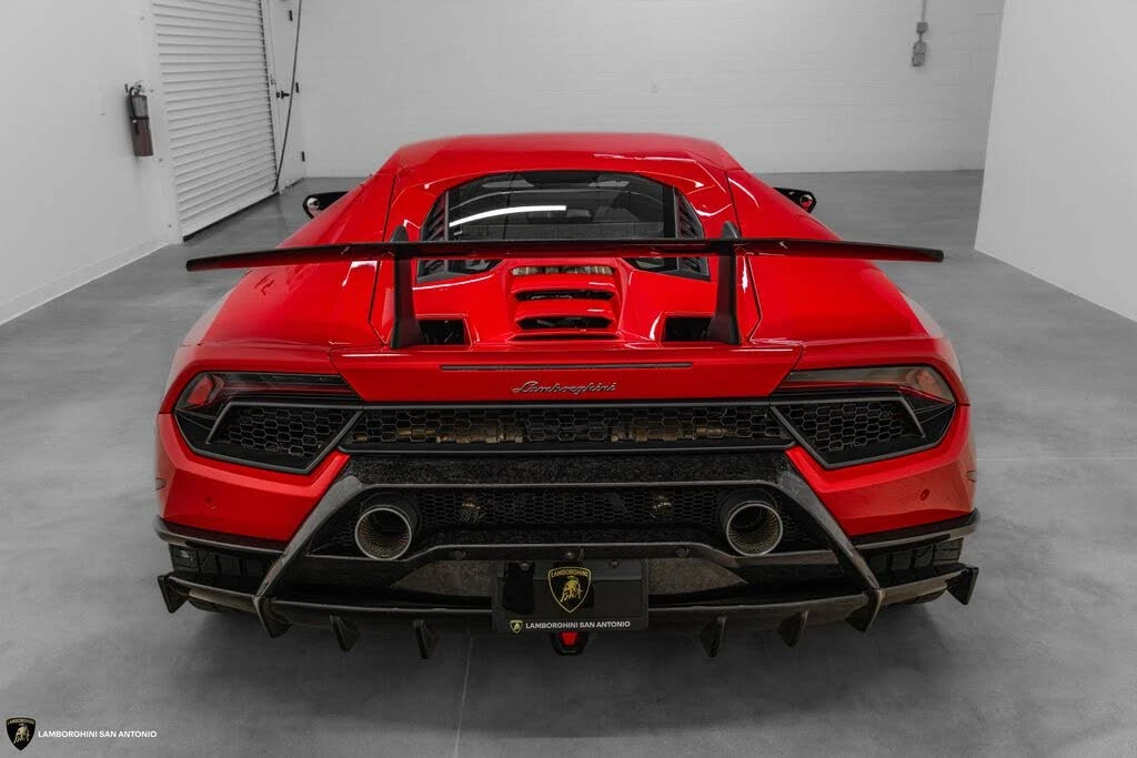 2018 Lamborghini Huracan LP640-4 Performante - Image 18 of 31