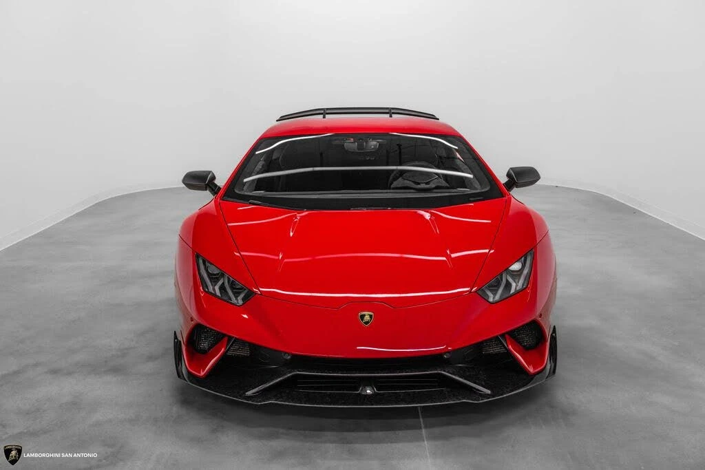 2018 Lamborghini Huracan LP640-4 Performante - Image 10 of 31