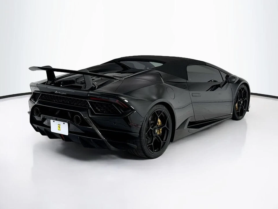 2018 Lamborghini Huracan LP640-4 Performante - Image 13 of 31