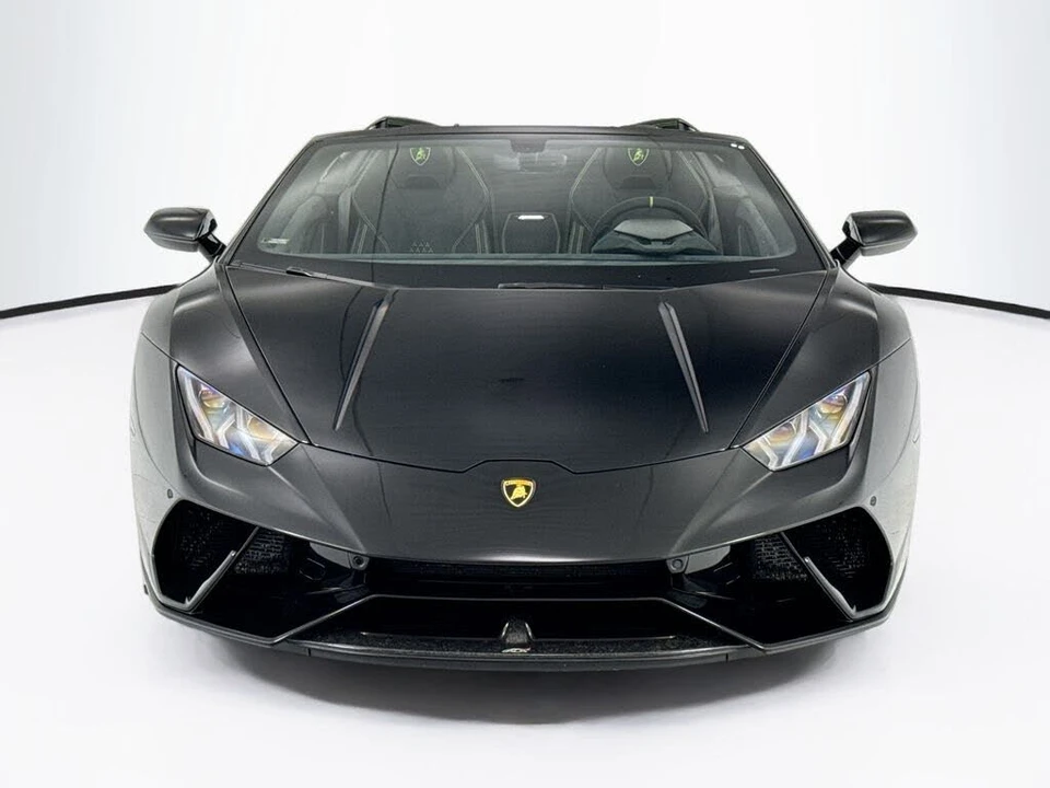 2018 Lamborghini Huracan LP640-4 Performante - Image 2 of 31