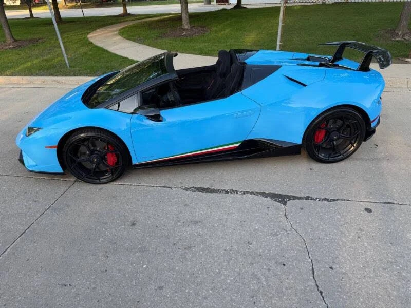 2018 Lamborghini Huracan LP640-4 Performante - Image 16 of 29