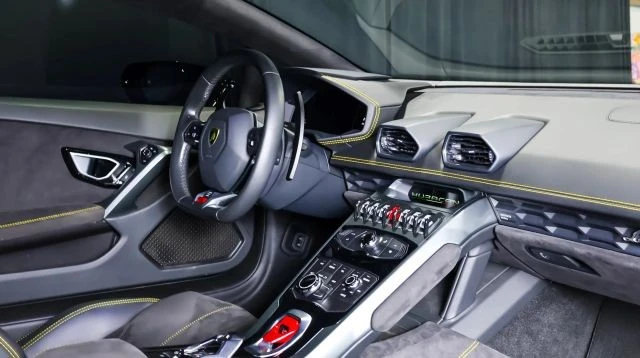 2018 Lamborghini Huracan LP580-2 - Image 19 of 23