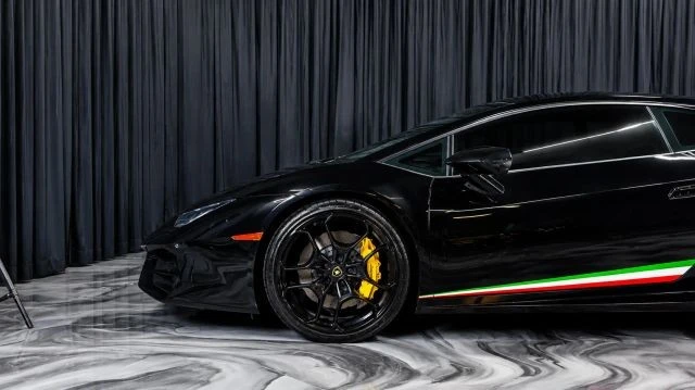 2018 Lamborghini Huracan LP580-2 - Image 10 of 23