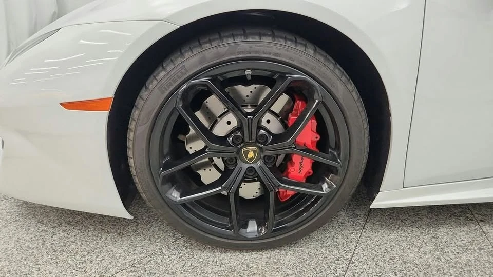 2018 Lamborghini Huracan LP580-2 - Image 16 of 20