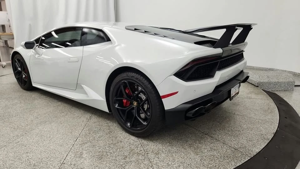 2018 Lamborghini Huracan LP580-2 - Image 18 of 20