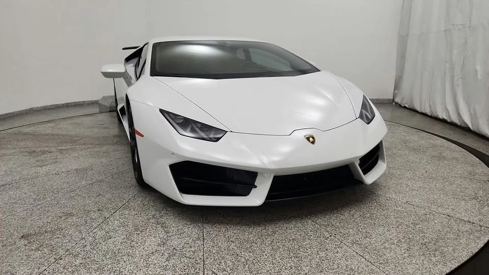 2018 Lamborghini Huracan LP580-2 - Image 11 of 20