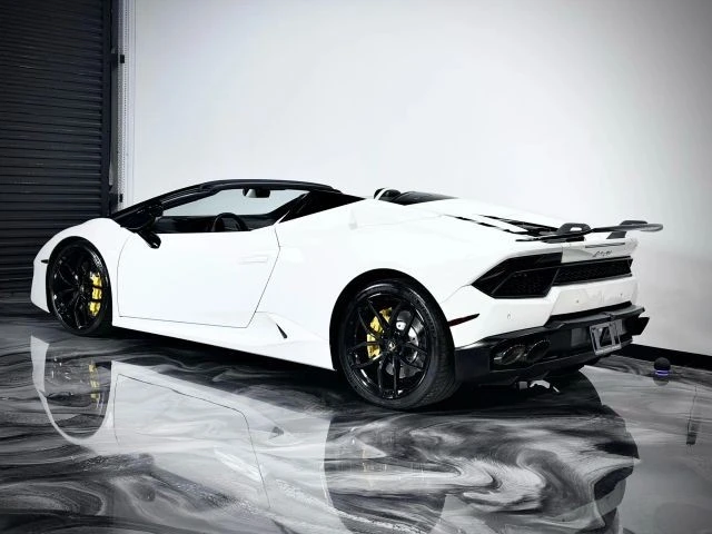 2018 Lamborghini Huracan LP580-2 - Image 5 of 20
