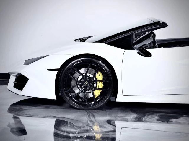 2018 Lamborghini Huracan LP580-2 - Image 3 of 20