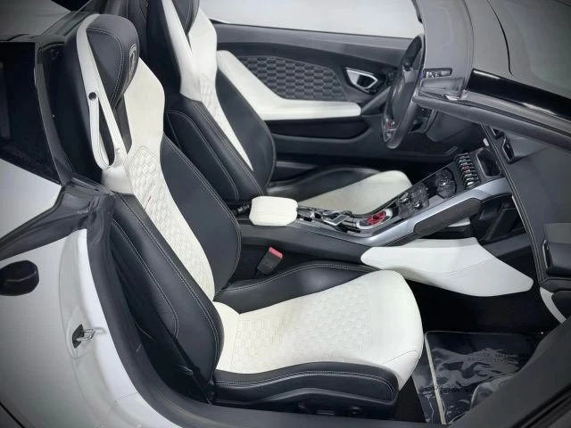 2018 Lamborghini Huracan LP580-2 - Image 14 of 20